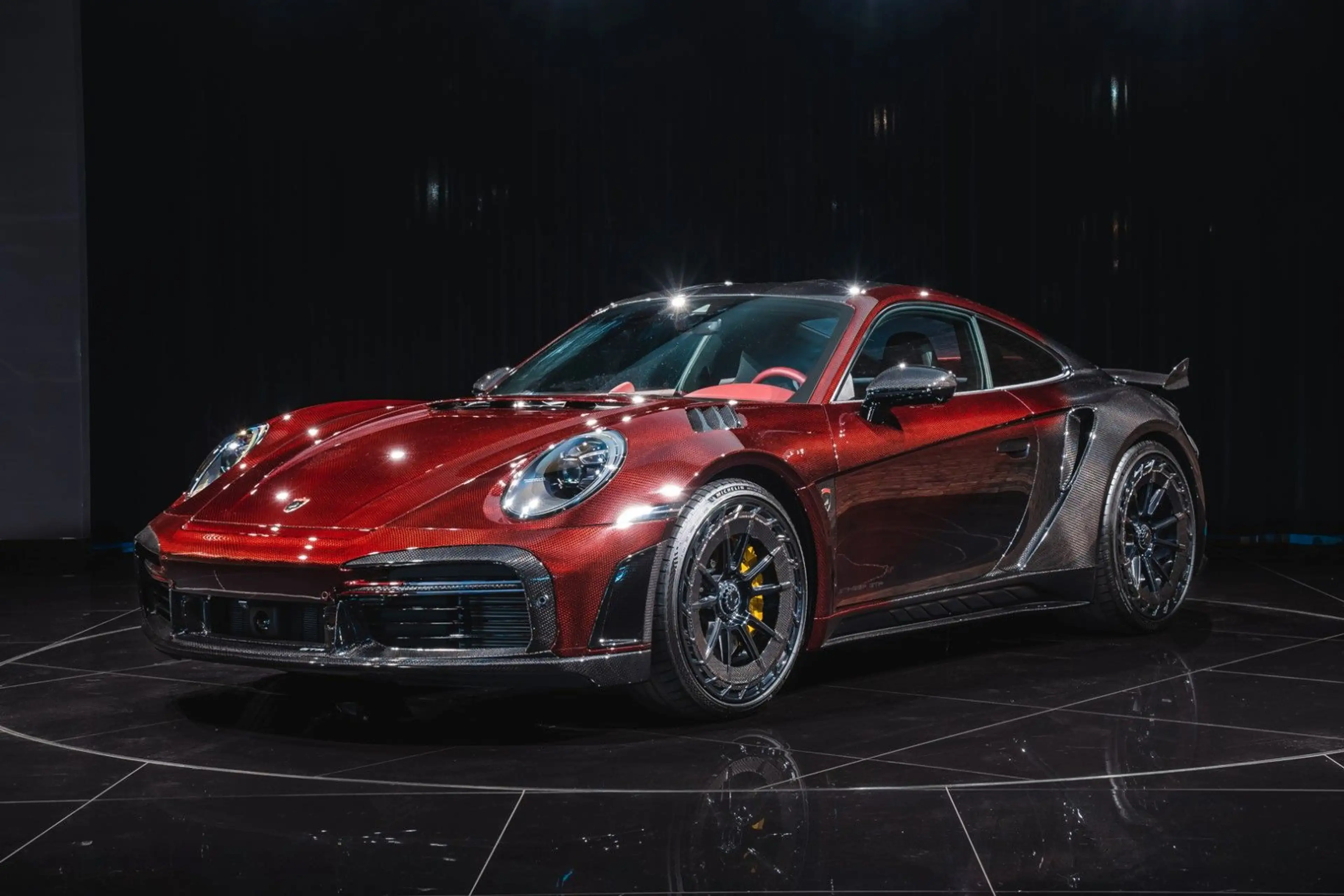 Porsche 911 Porsche 911 (992) Turbo S Stinger GTR Carbon 1/7 — photo 8