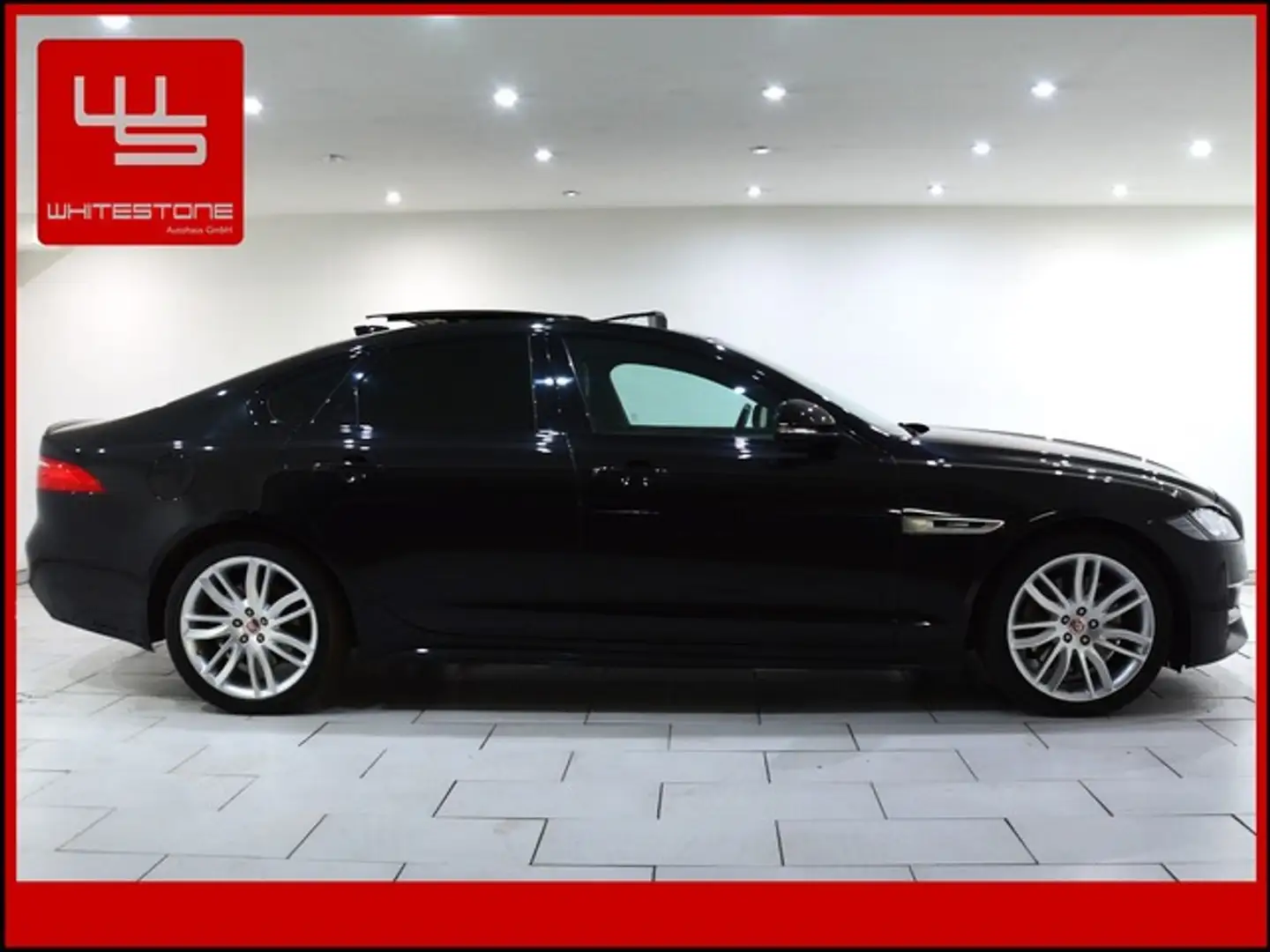 Jaguar XF 30d R-Sport / 99 Tkm / Leder / Panorama / LED Schwarz - 2