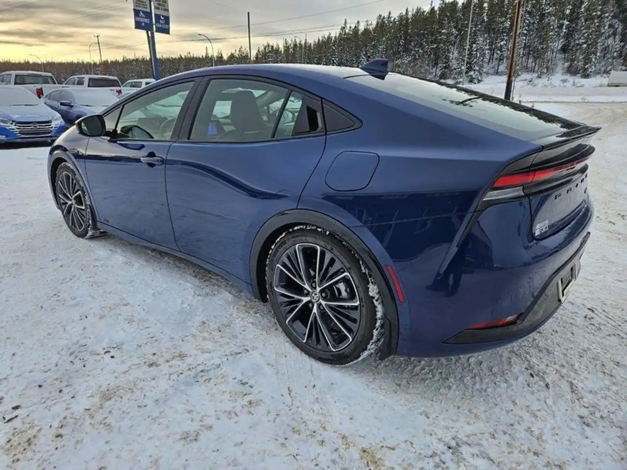 Toyota Prius снимка Toyota Prius
