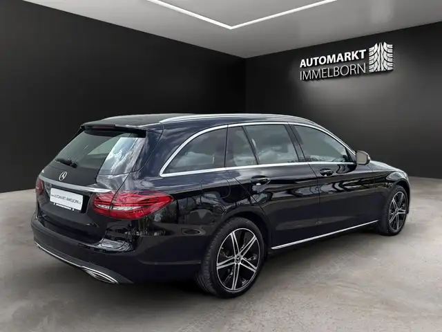 Mercedes-Benz C-Class view 8