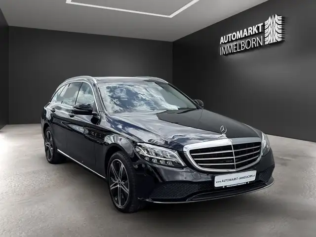 Mercedes-Benz C-Class view 2