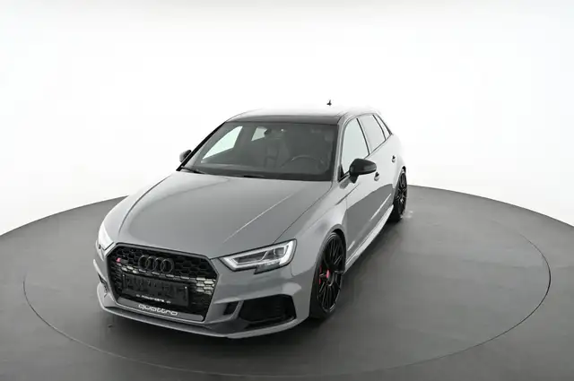 Audi RS3 view 11