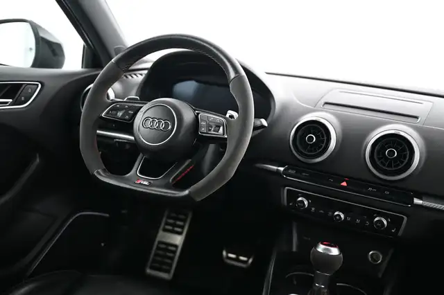 Audi RS3 view 19