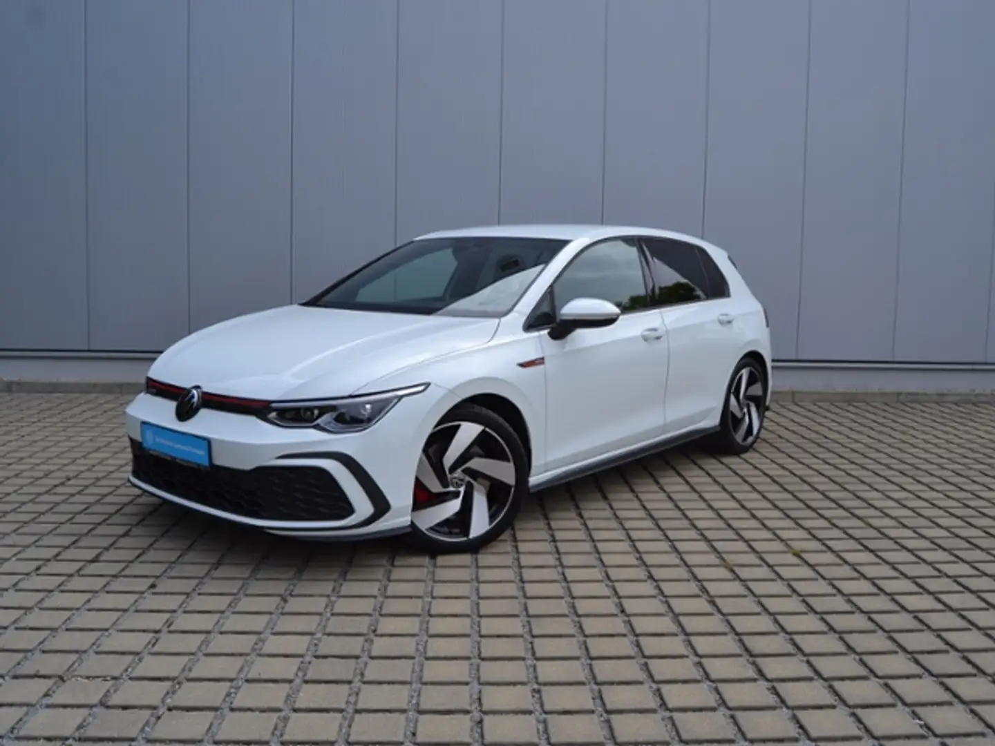 Volkswagen Golf VIII GTI 2.0 TSI DSG 18-ZOLL+SFW/LED/NAVI+VZE/BUS Weiß - 2