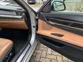 BMW 750 i xDrive 4.4 V8 *HEAD-UP+Glas-SHD+LEDER+2.HD* Srebrny - thumbnail 10