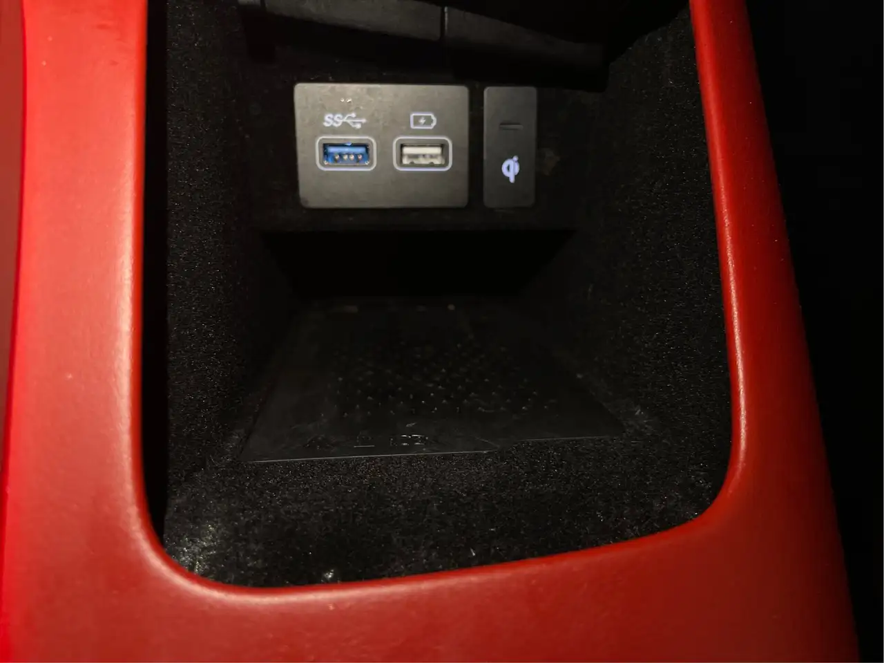 Genesis GV70 снимка Genesis GV70