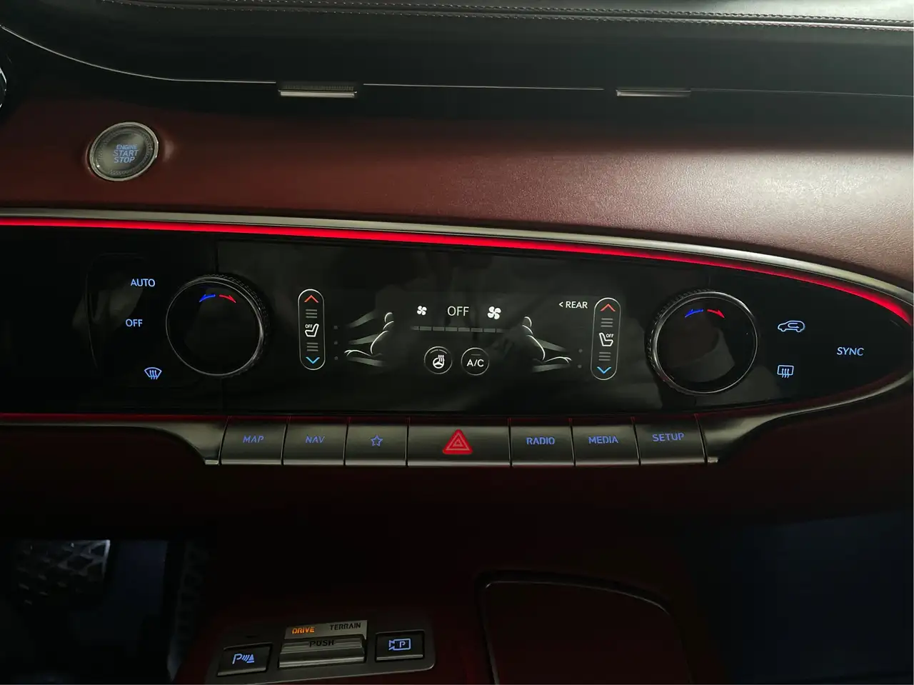 Genesis GV70 снимка Genesis GV70
