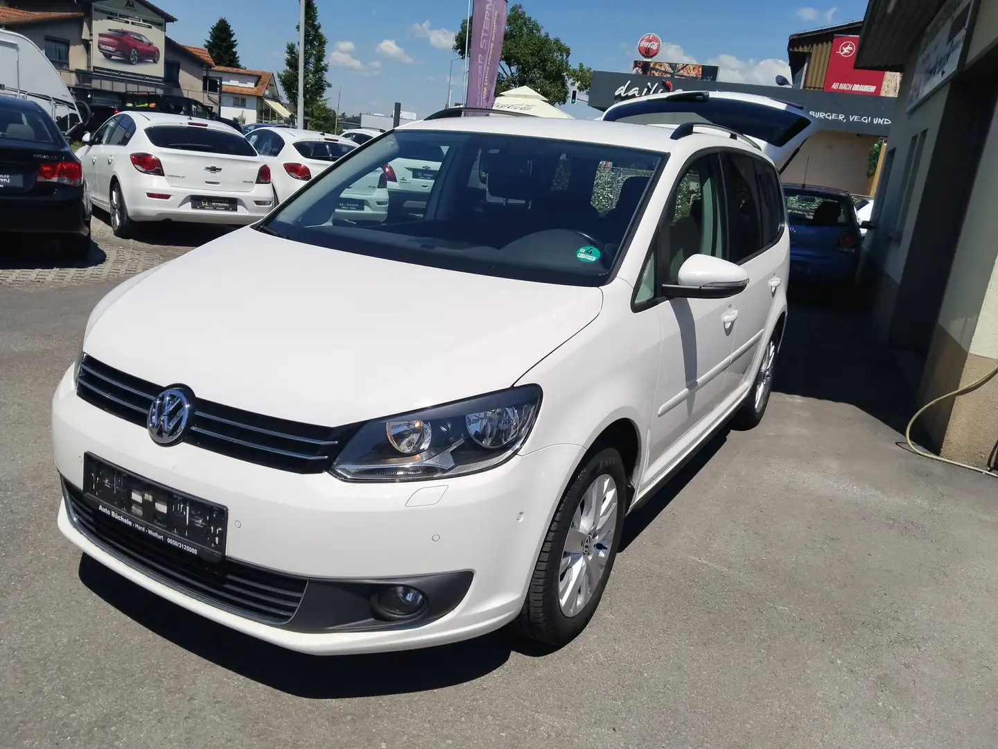 Volkswagen Touran Touran 4Friends BMT 1,2 TSI 4Friends Weiß - 1