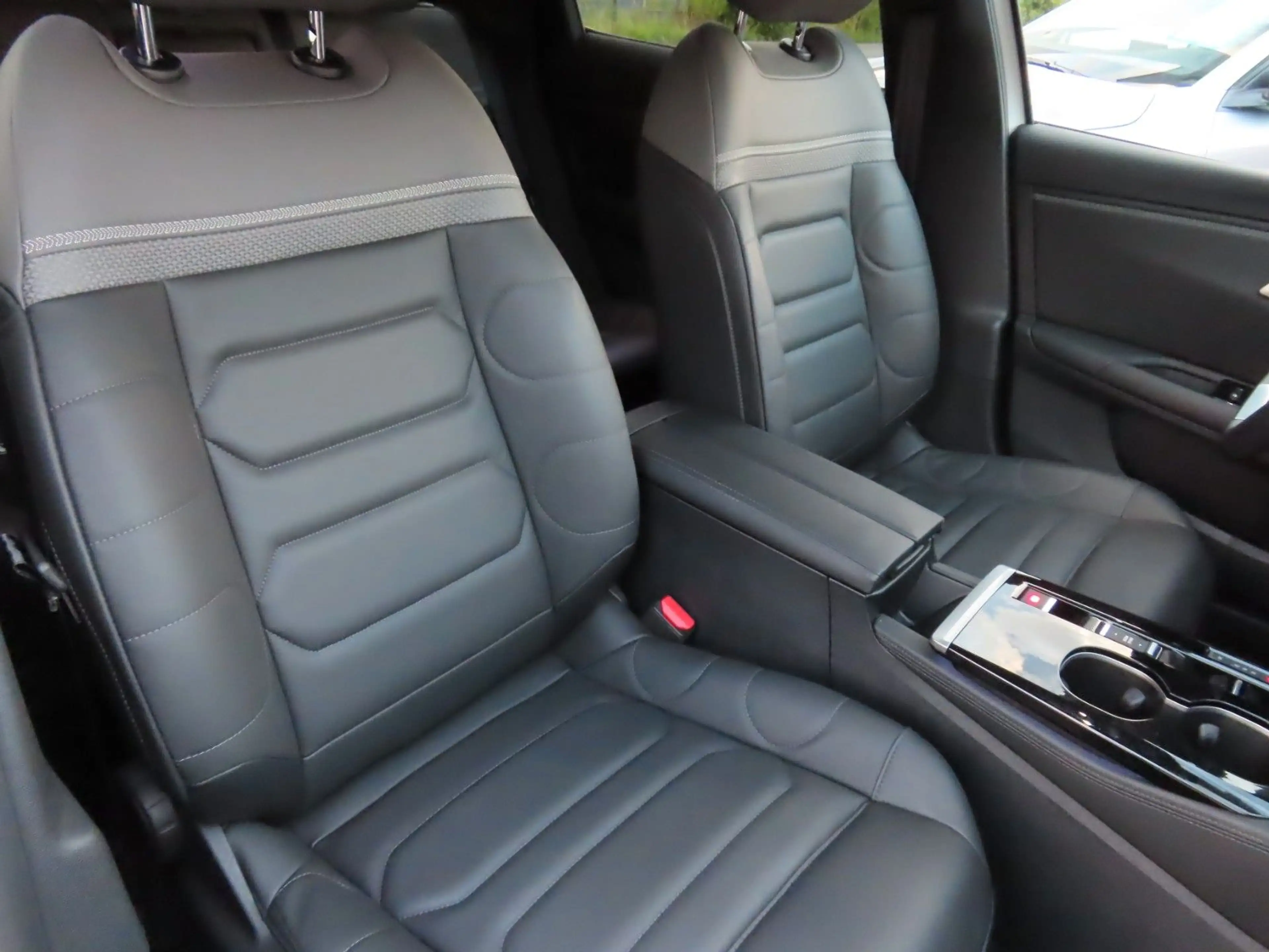 Citroen C5 X C5X Plus Hyb. 145 e-DSC6 — photo 12
