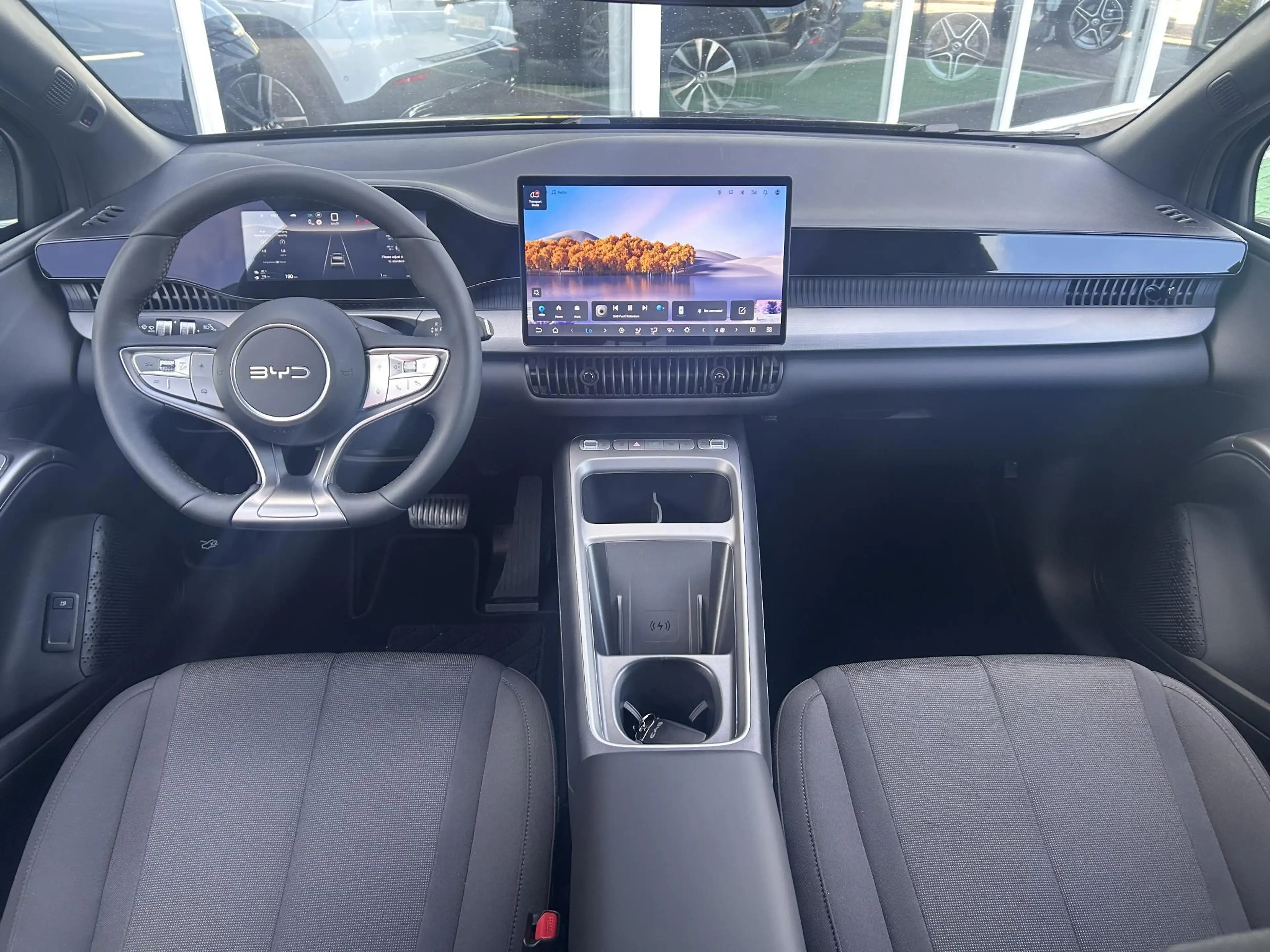 BYD Dolphin G 1.5L DM-i Comfort — photo 4