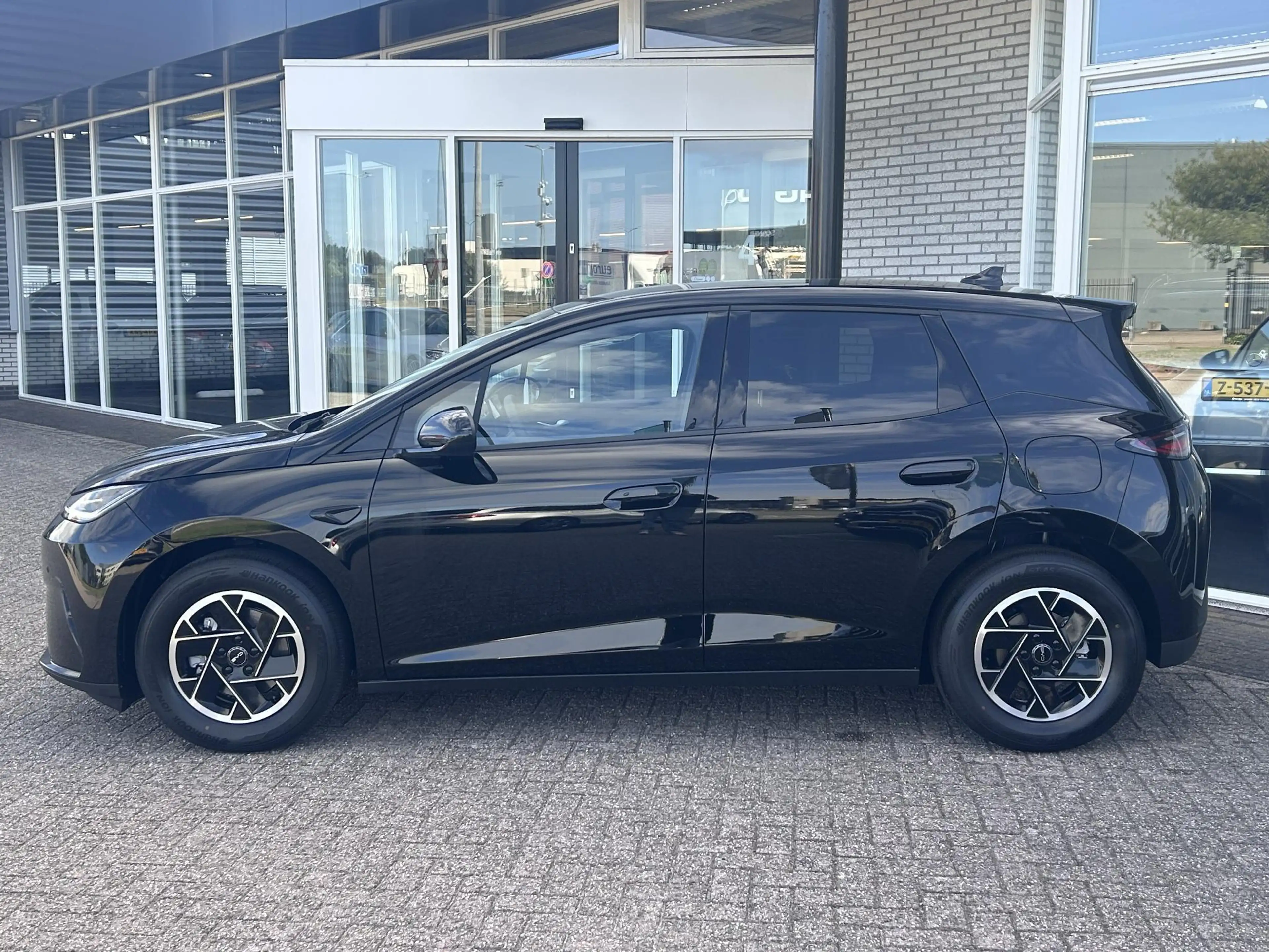 BYD Dolphin G 1.5L DM-i Comfort — photo 3