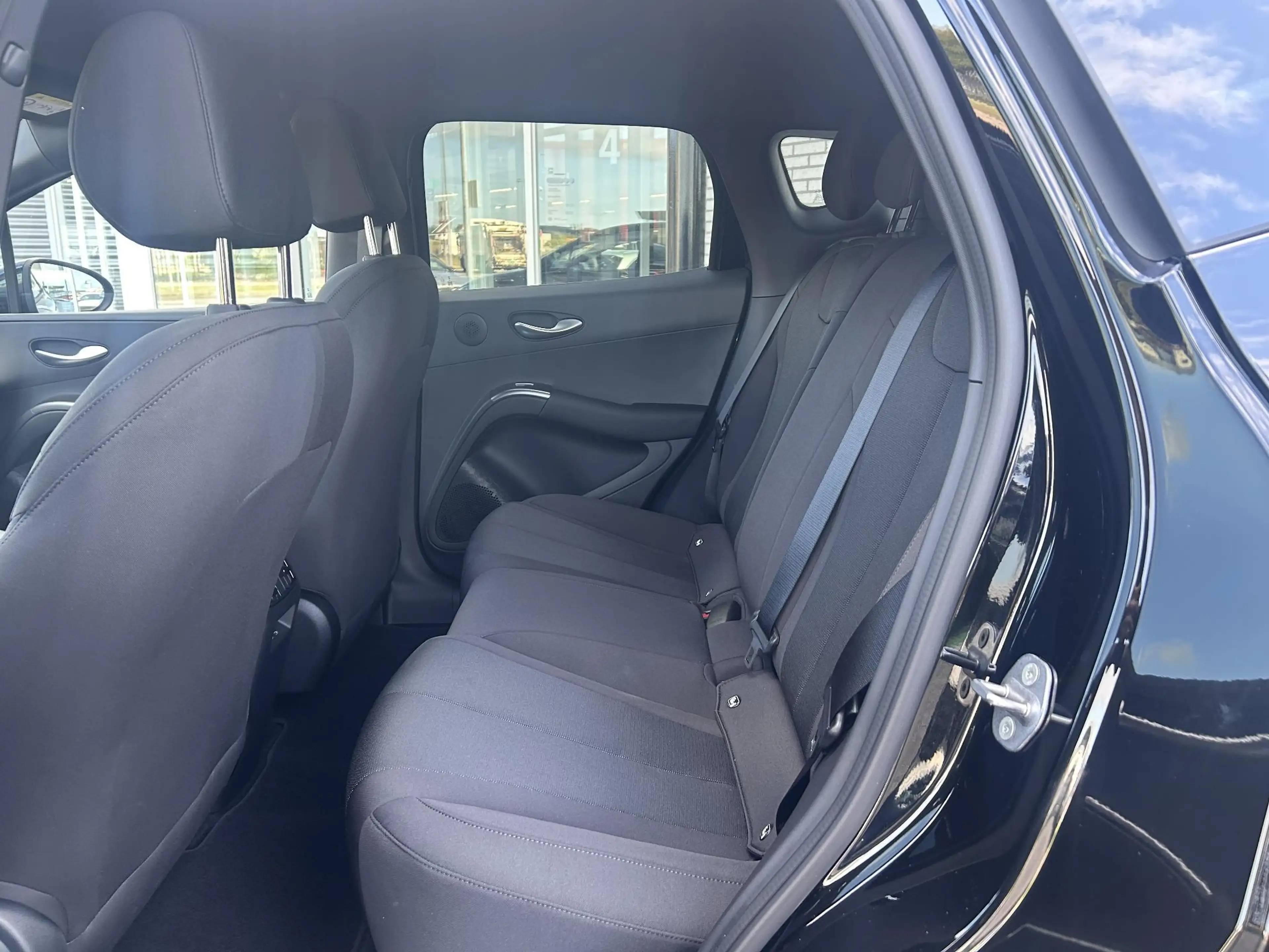 BYD Dolphin G 1.5L DM-i Comfort — photo 7