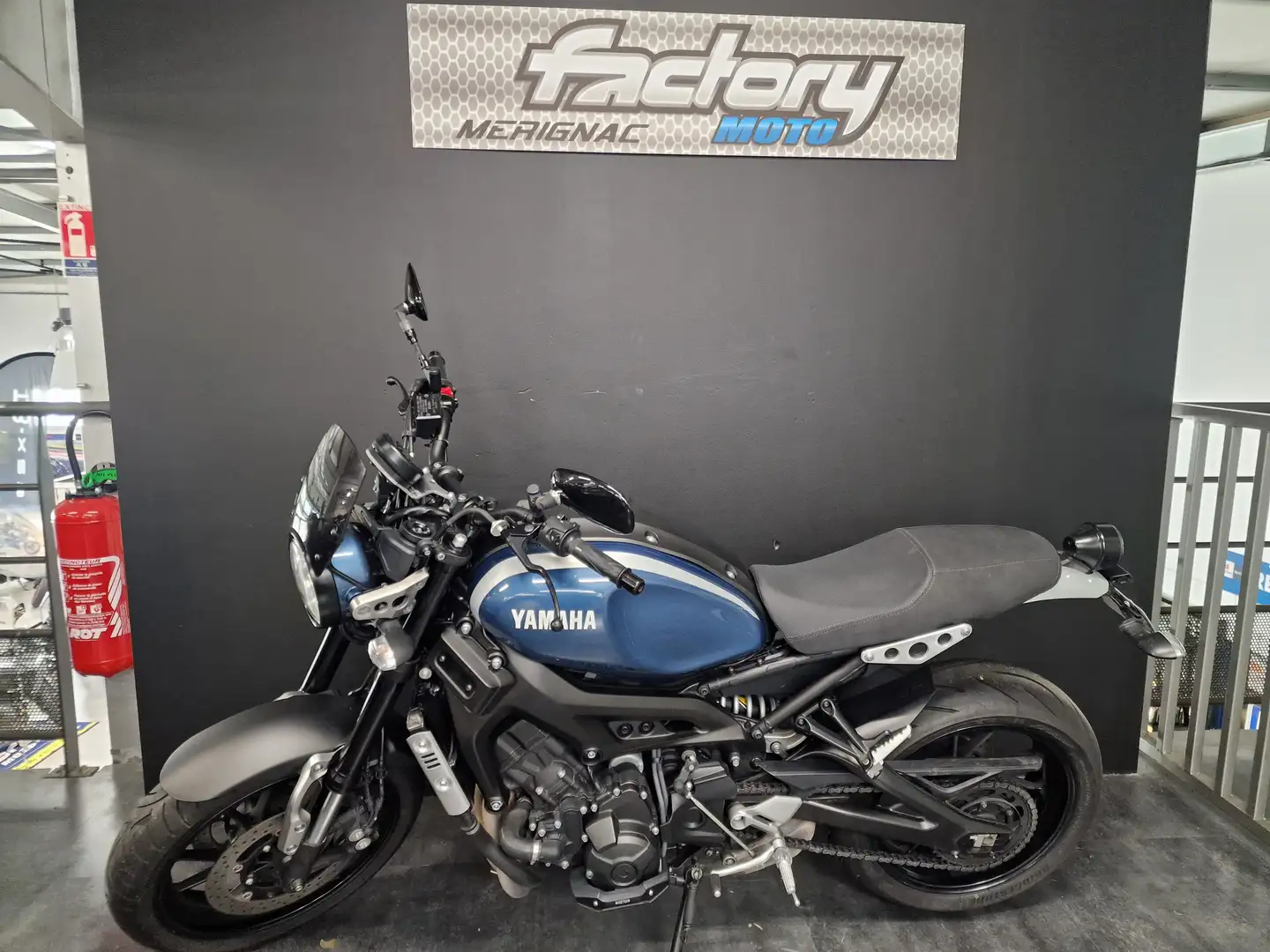 Yamaha XSR 900 Bleu - 1
