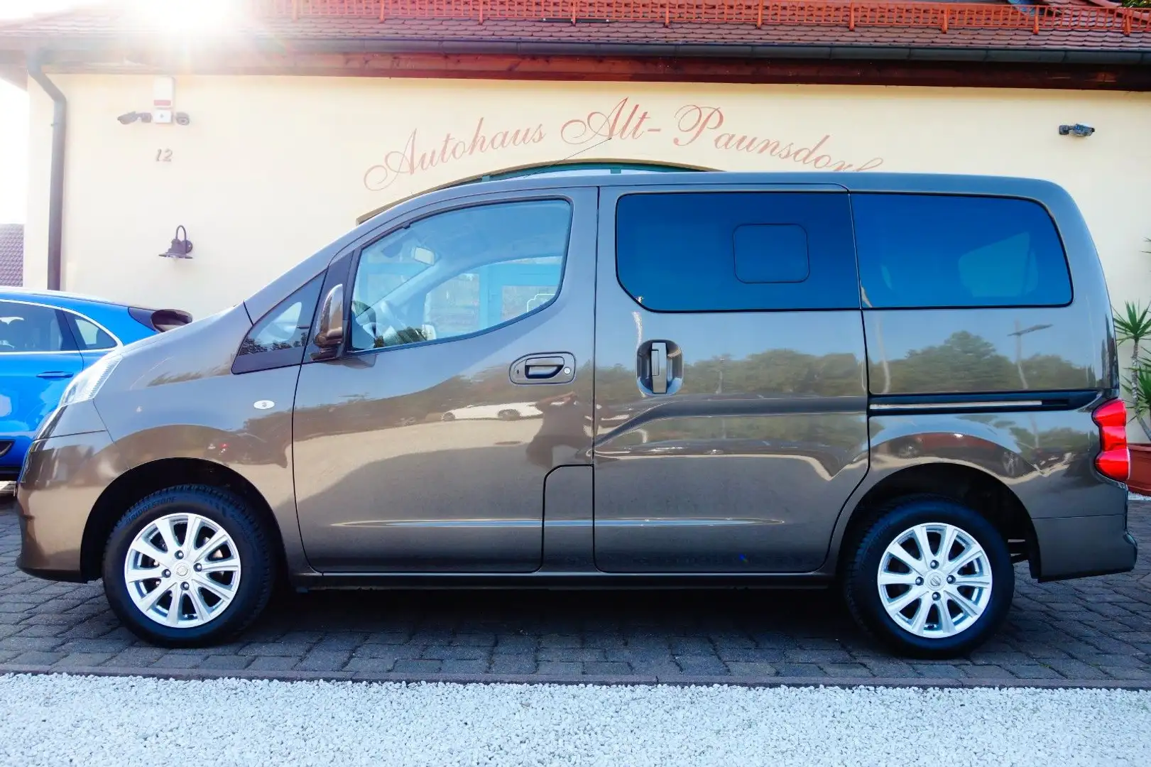 Nissan NV200 Evalia Tekna 1,5 Navi,Camera,7-Sitzer,SH, Braun - 2