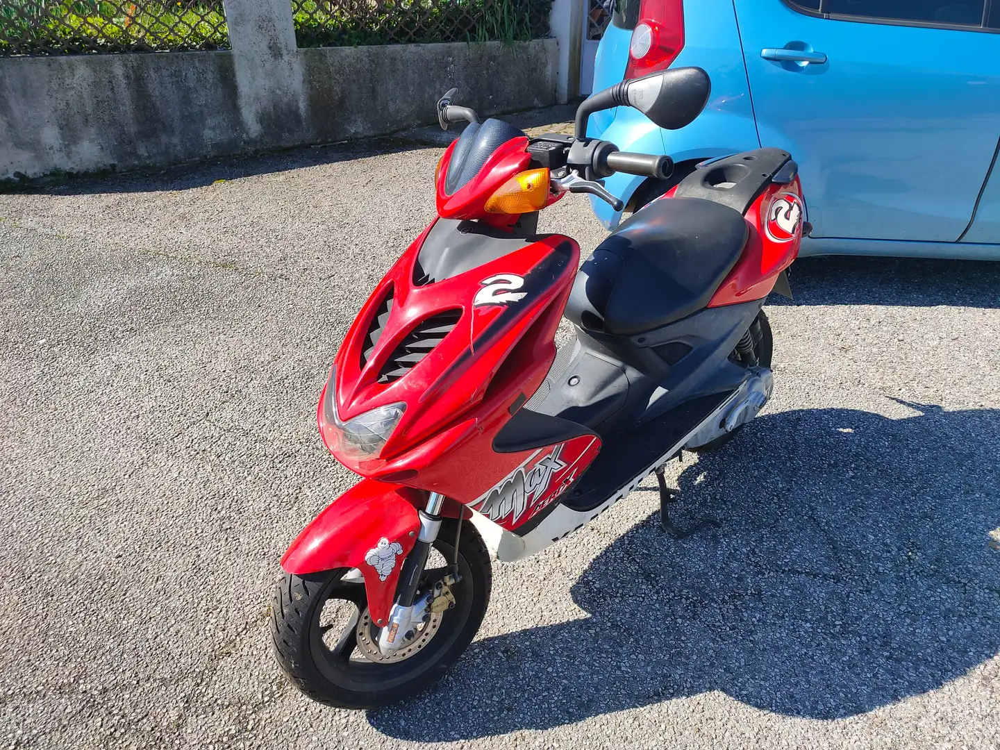 Yamaha Aerox Max Biaggi 50 Rojo - 2