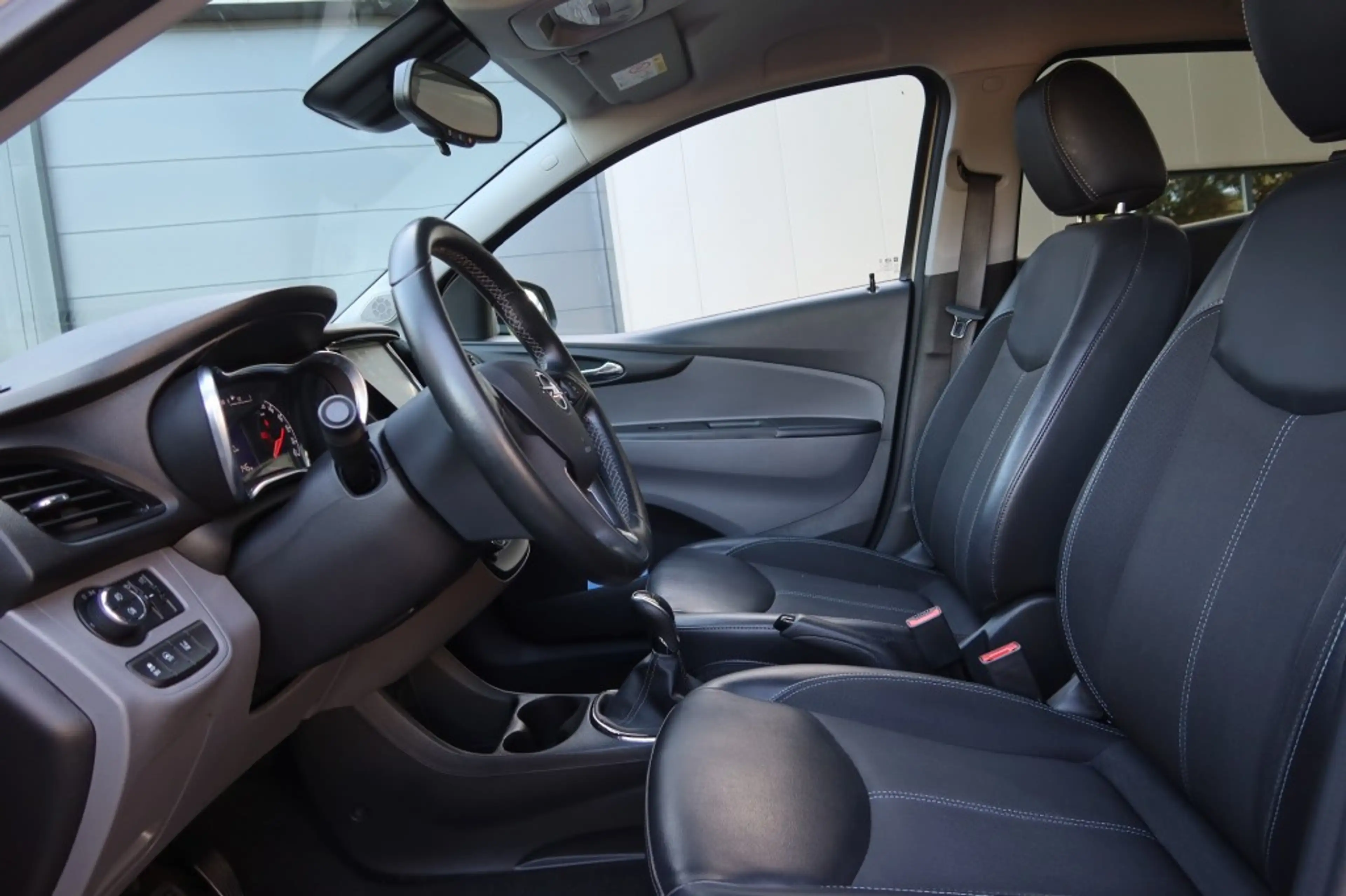 Opel Karl 1.0 ecoFLEX Innovation AUTOMAAT 75pk Clima, Cruise — photo 5