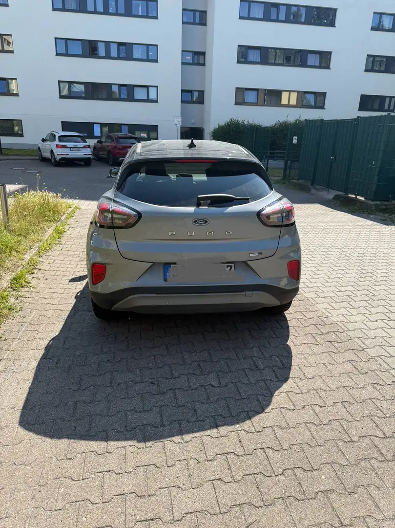 Ford Puma Titanium X Grau - 2