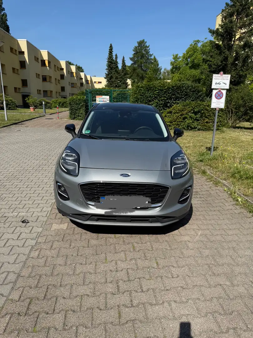 Ford Puma Titanium X Grau - 1