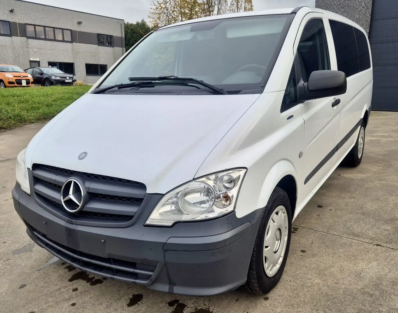 Mercedes-Benz Vito 113 CDI 2.8t COMPACT clim 5 pl export - 1