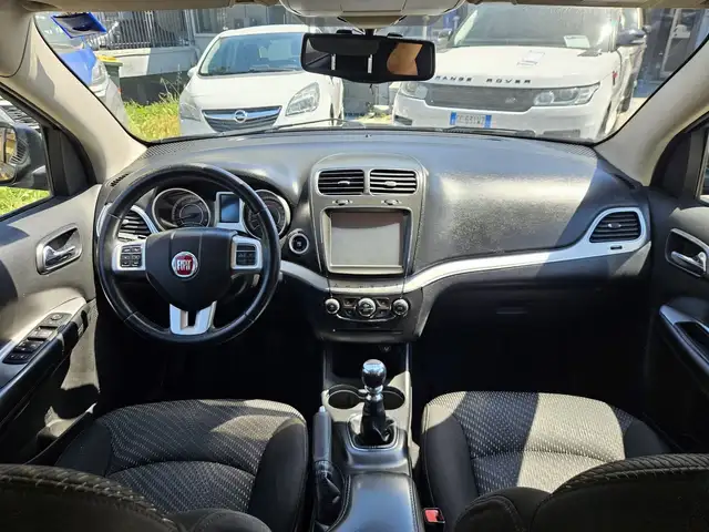 Fiat Freemont view 9