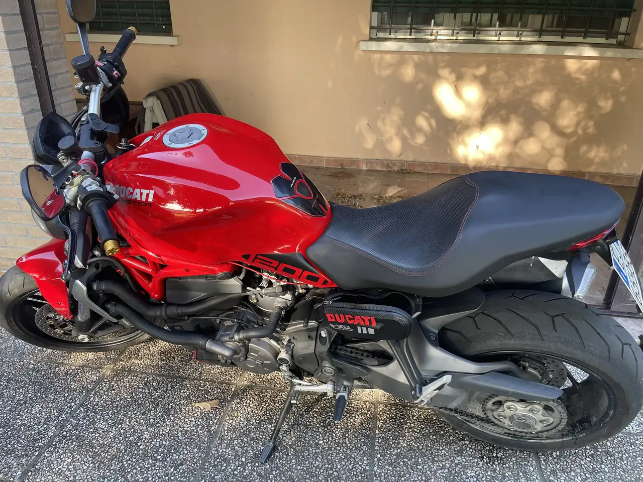 Ducati Monster 1200