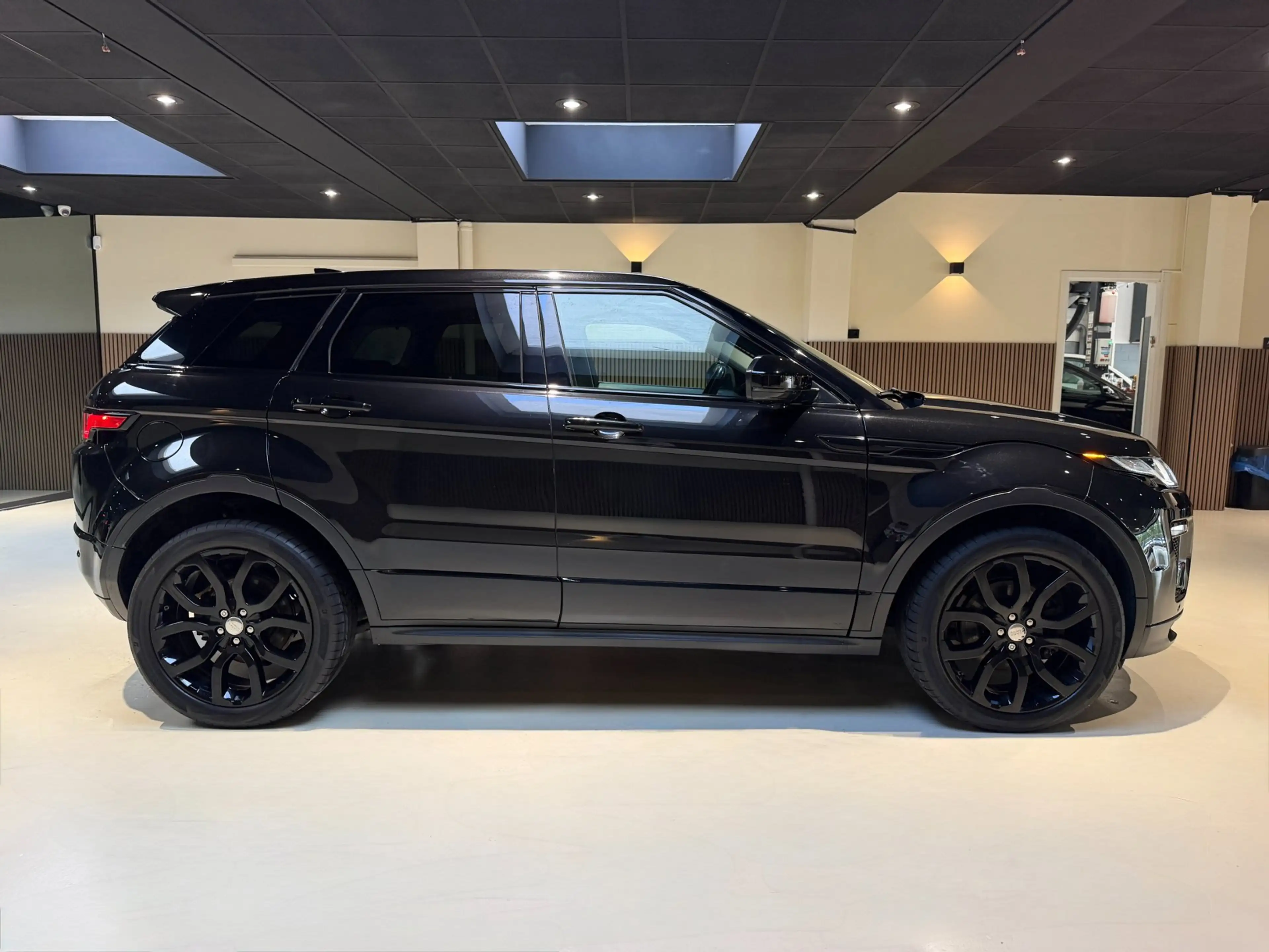 Land Rover Range Rover Evoque 2.0 Si4 HSE Dynamic|Navigatie|Leder|Camera|Stoel+s — photo 9