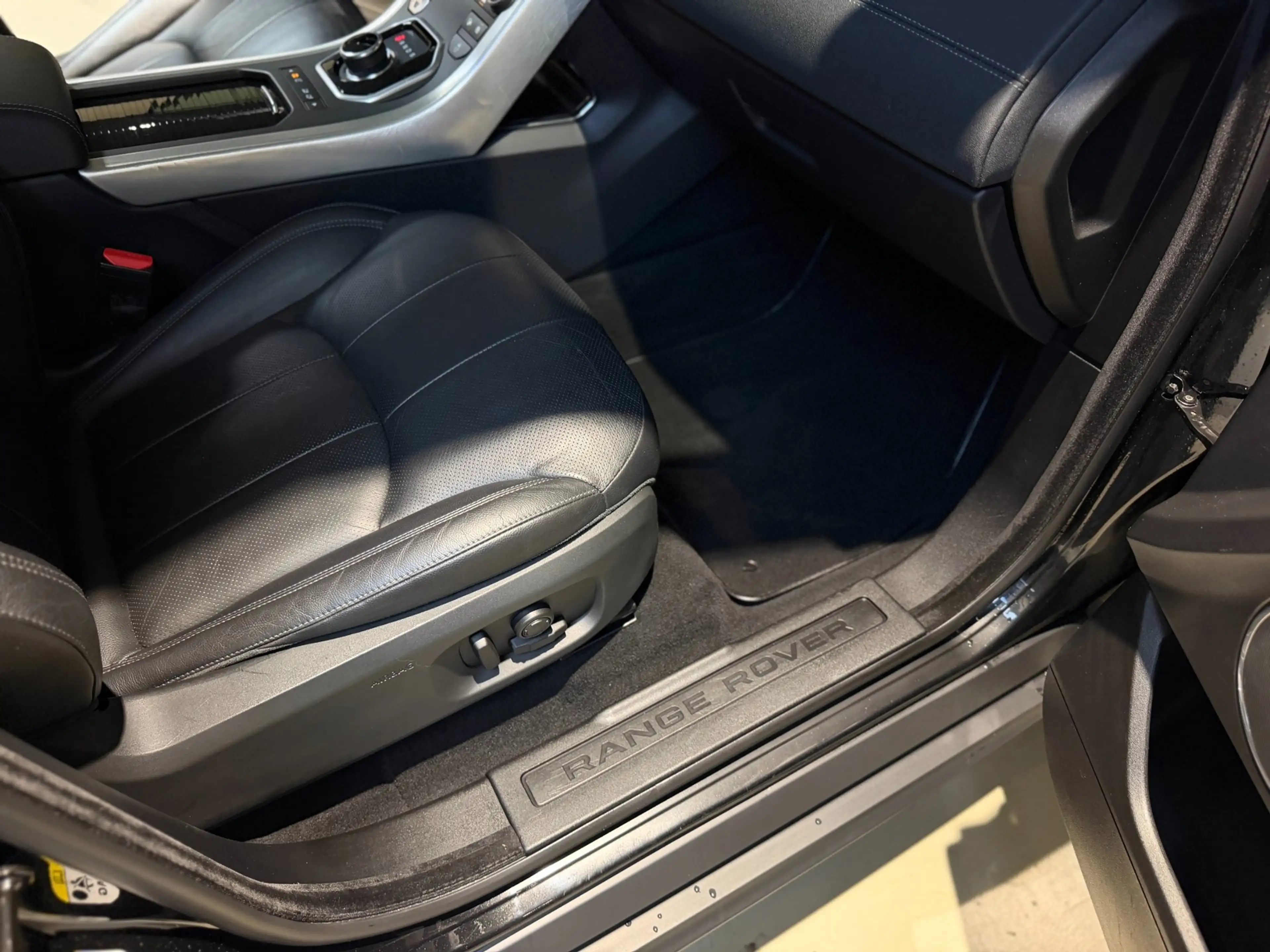 Land Rover Range Rover Evoque 2.0 Si4 HSE Dynamic|Navigatie|Leder|Camera|Stoel+s — photo 42