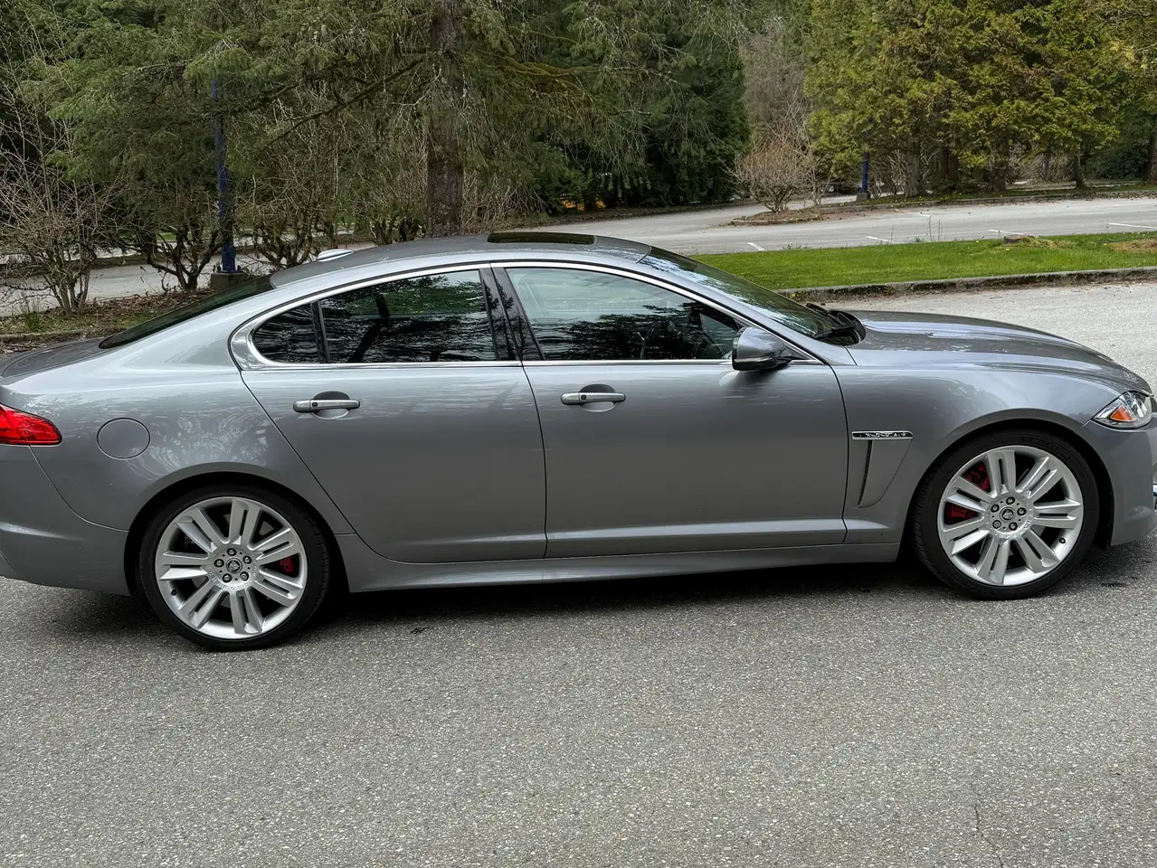 Jaguar XF снимка Jaguar XF