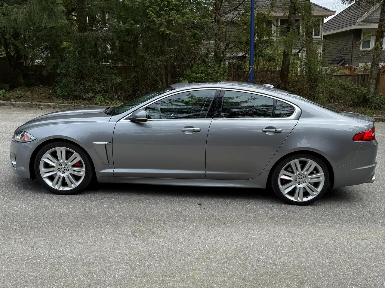 Jaguar XF снимка Jaguar XF