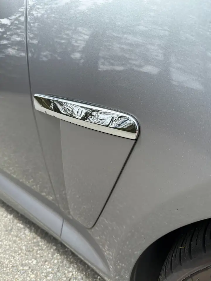Jaguar XF снимка Jaguar XF