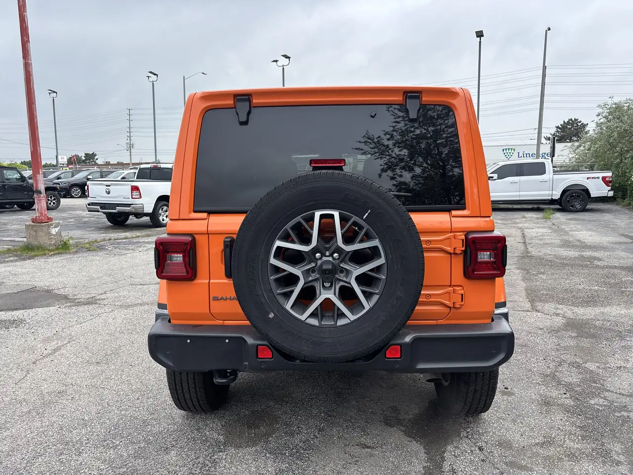 Jeep Wrangler снимка Jeep Wrangler