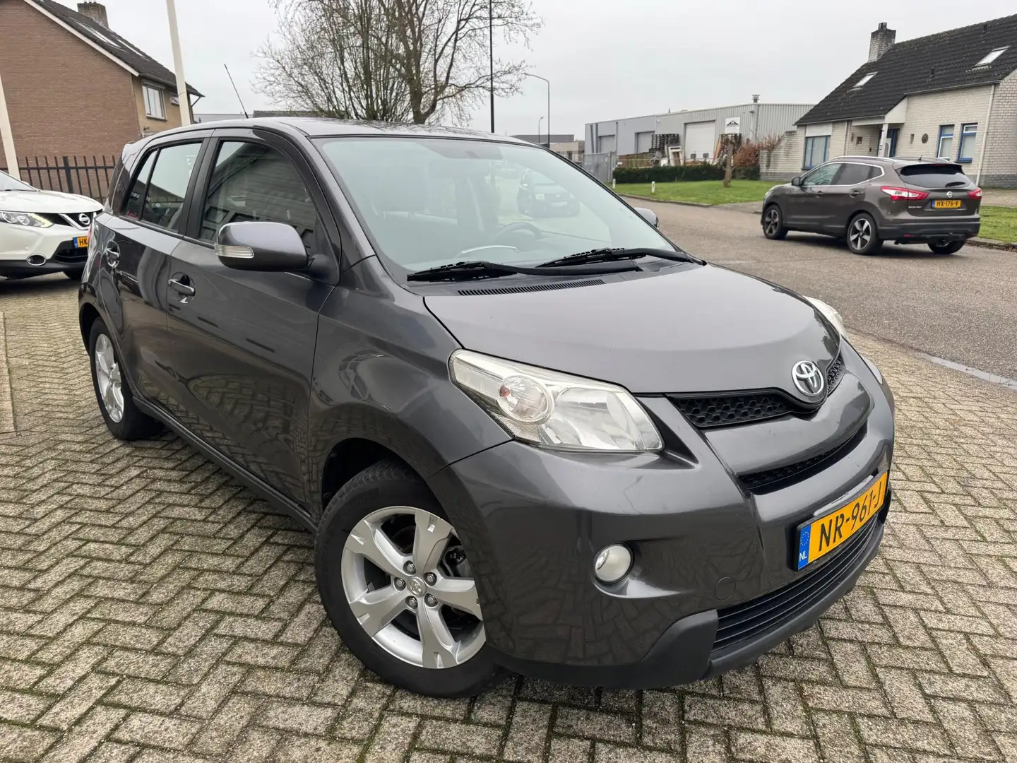 Toyota Urban Cruiser 1.3 VVT-i Aspiration Airco, Nieuwe Apk Gris - 2