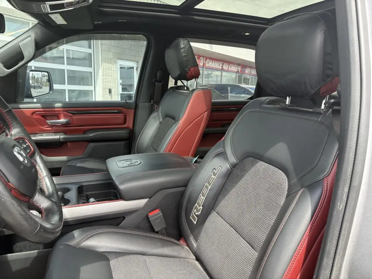 RAM 1500 снимка RAM 1500