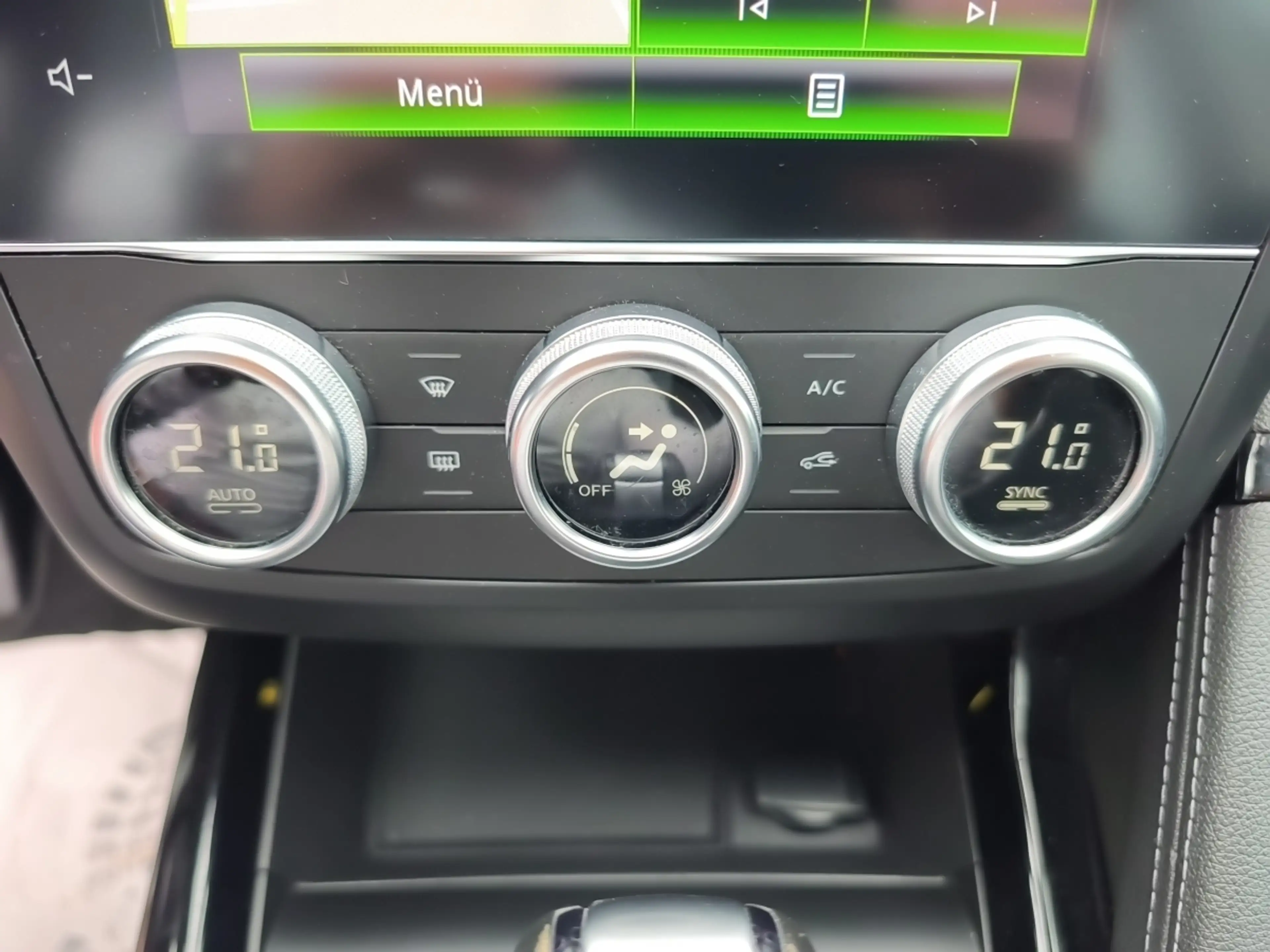 Renault Kadjar 1.5 dCi 115 EDC BUSINESS *KLIMA*PDC*ALLW — photo 14