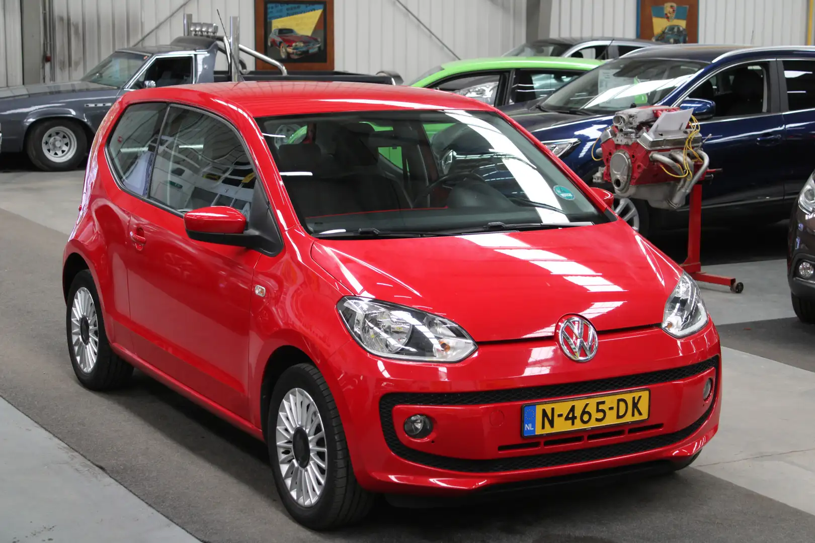 Volkswagen up! 1.0 high up! NAP, Airco, Stuurbekrachtiging, Isofi Rouge - 2