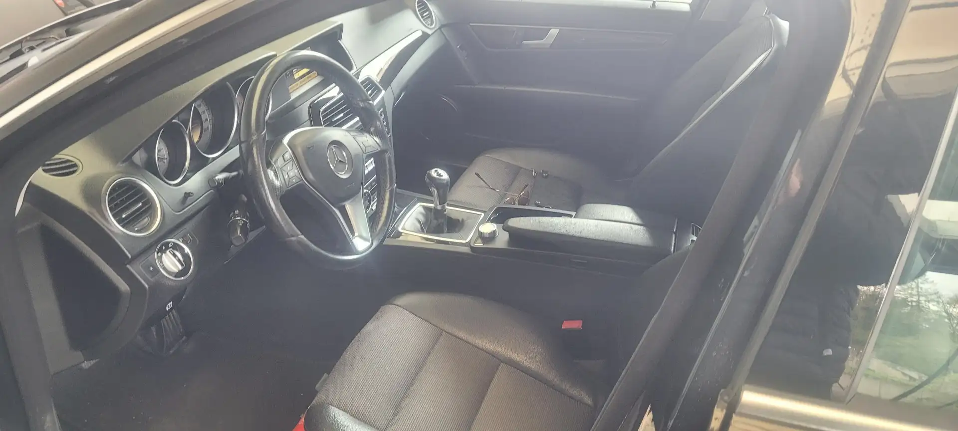 Mercedes-Benz C 200 CDI BlueEFFICIENCY Avantgarde - 1