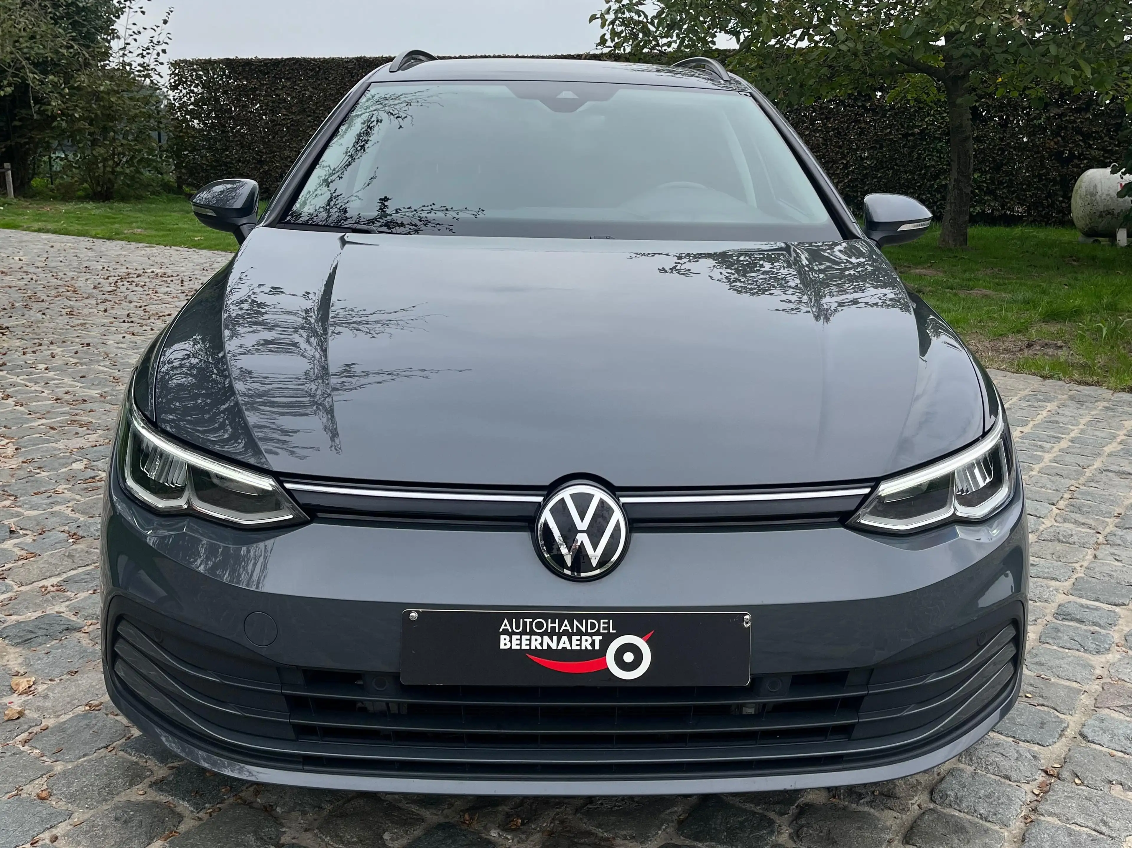 Volkswagen Golf Variant SW 1.0 eTSI Life OPF DSG/1eigenr/78600km/Carplay/Pdc/ACC/Clima/Led... — photo 2
