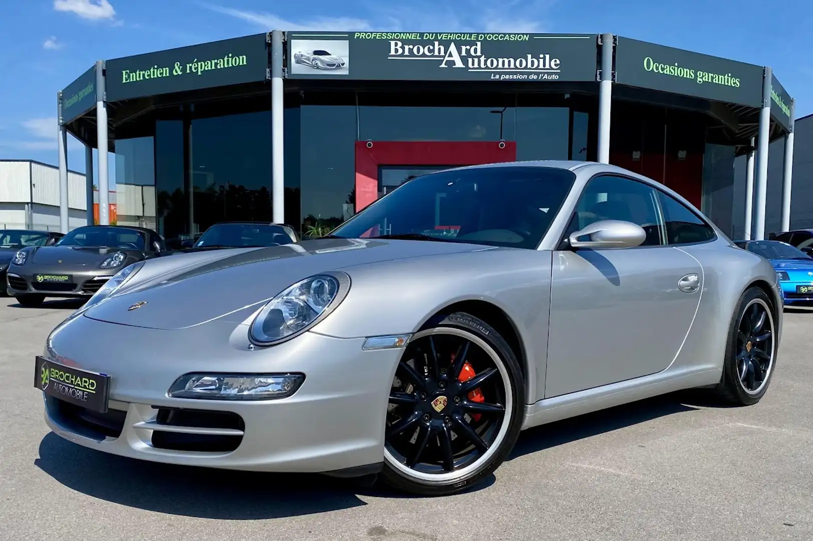 Porsche 911 (997) Carrera S / Flat 6 3.8l 355 BVM 6 / Gris - 1