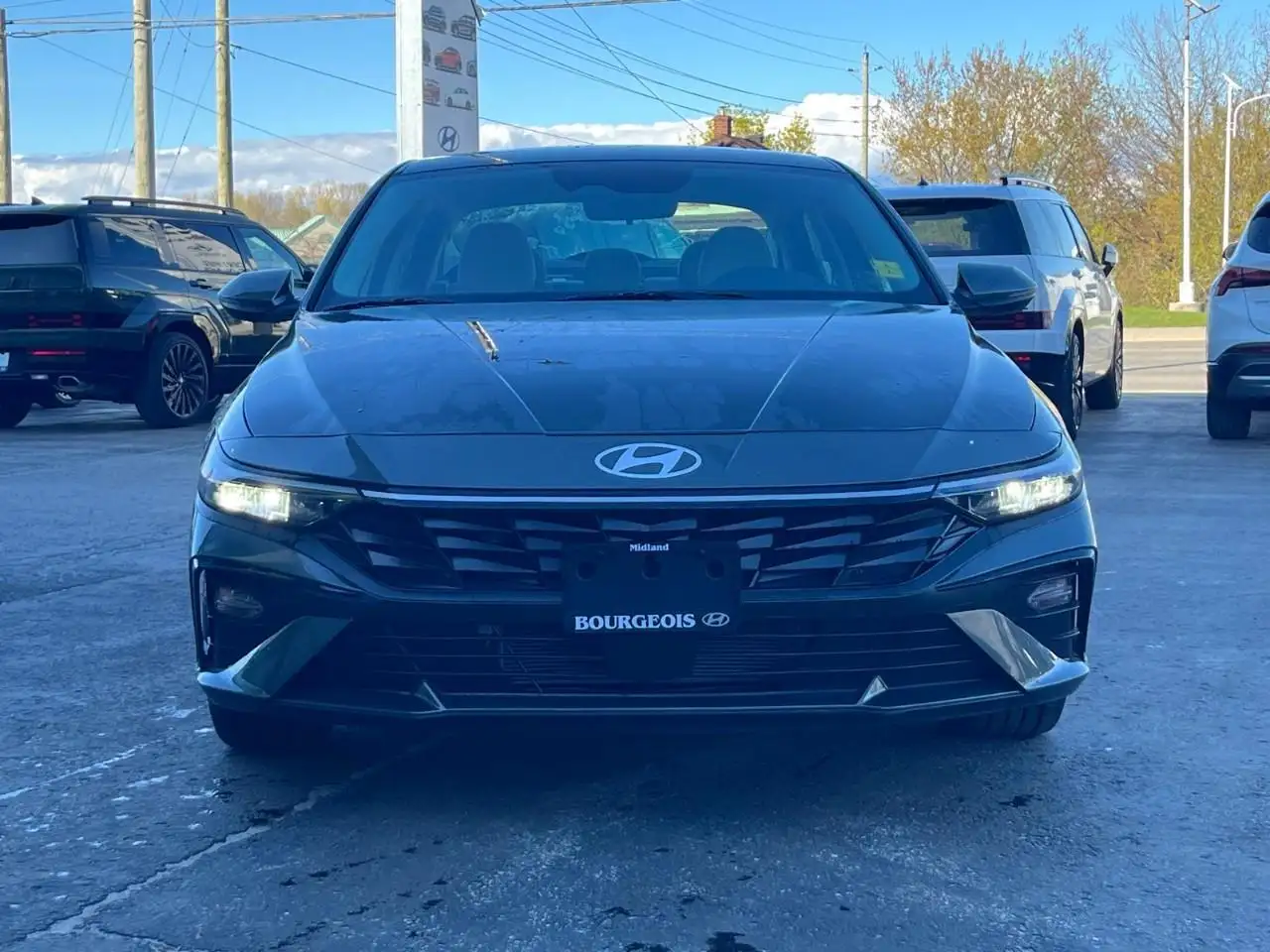 Hyundai ELANTRA снимка Hyundai ELANTRA