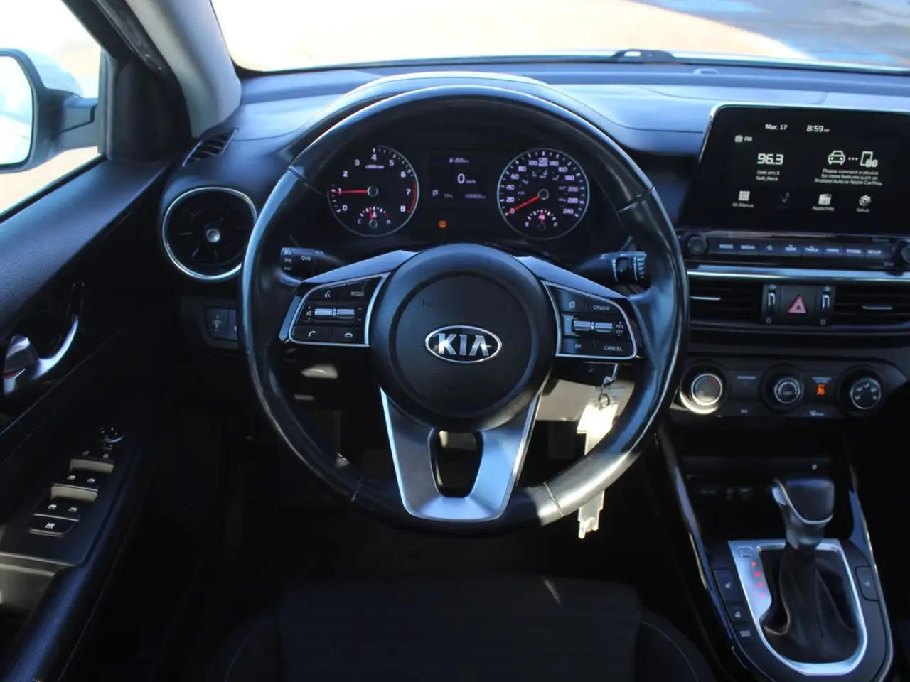 Kia Forte снимка Kia Forte