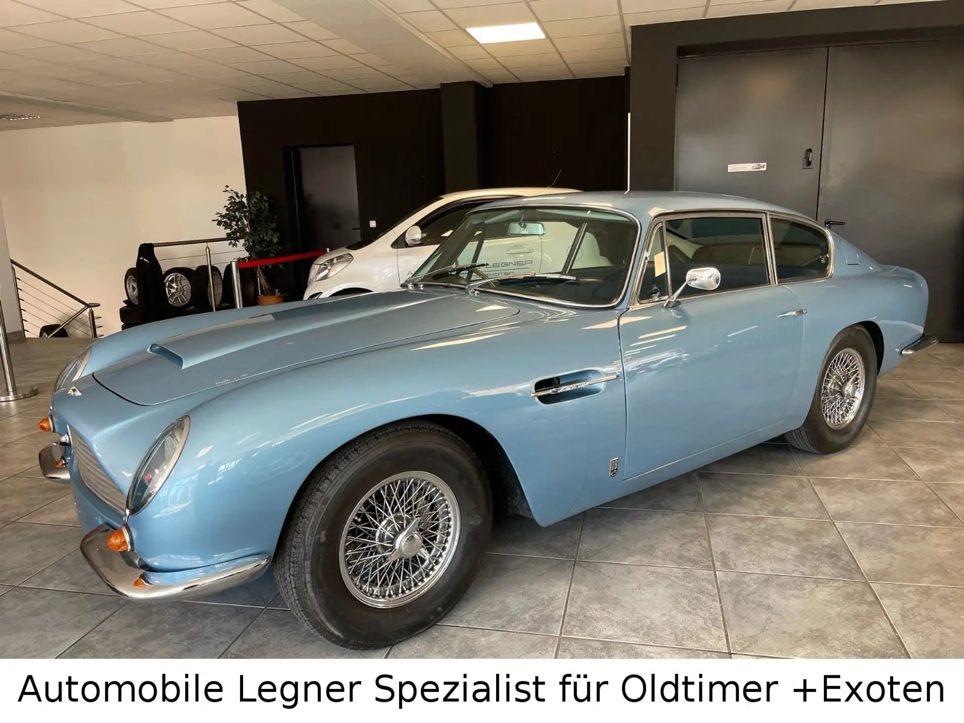 애스턴마틴 Aston Martin Others 1967 파랑 사진 1