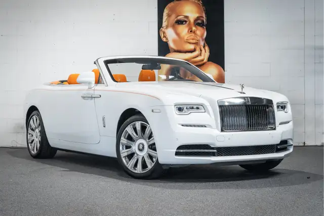 Rolls-Royce Dawn 6.6 V12