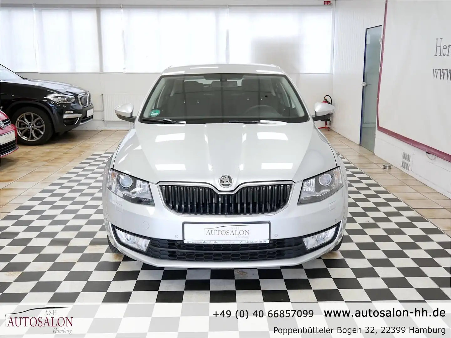 Skoda Octavia Ambition*2Vorb.Rentner*Servicegepf*Bi-Xeno*PDC V&H Argent - 2