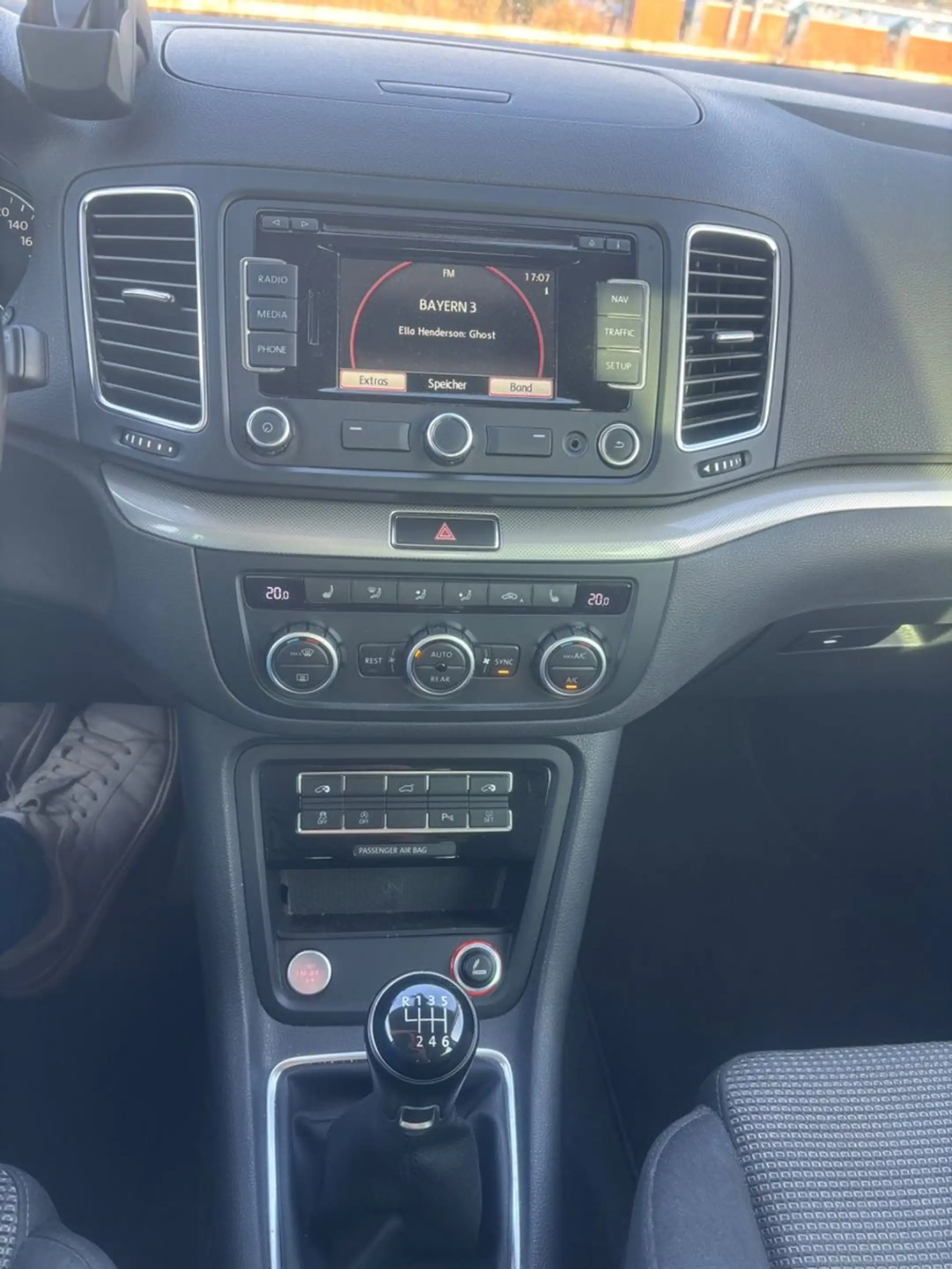 Volkswagen Sharan 2.0 TDI 7. Sitze Comfortline BMT — photo 15