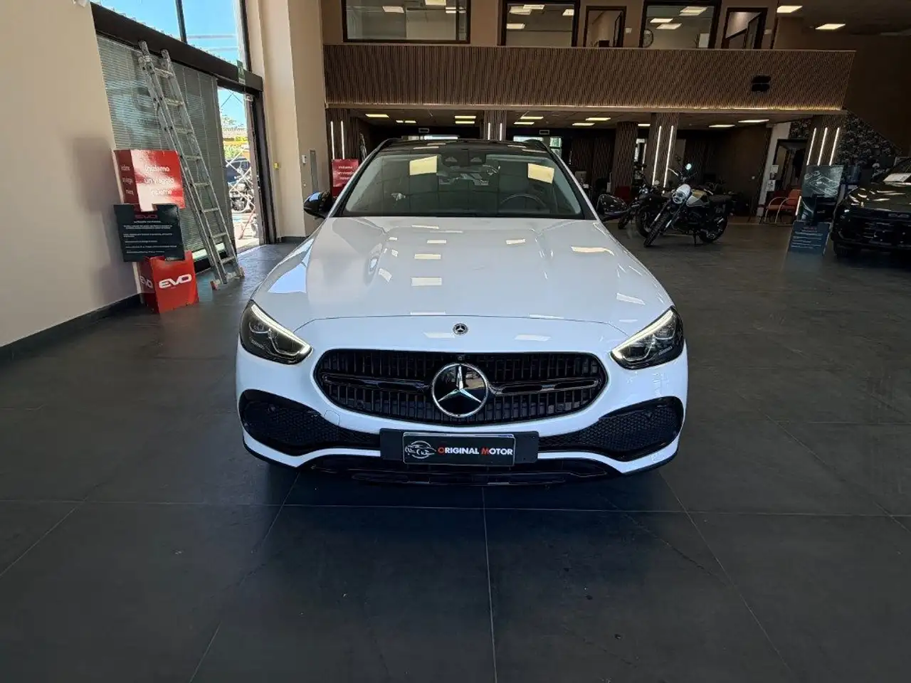 Mercedes-Benz C 220