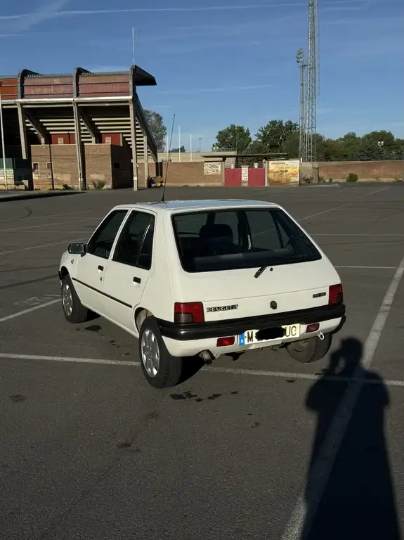 Peugeot 205 1996 из Европы — купить под ключ