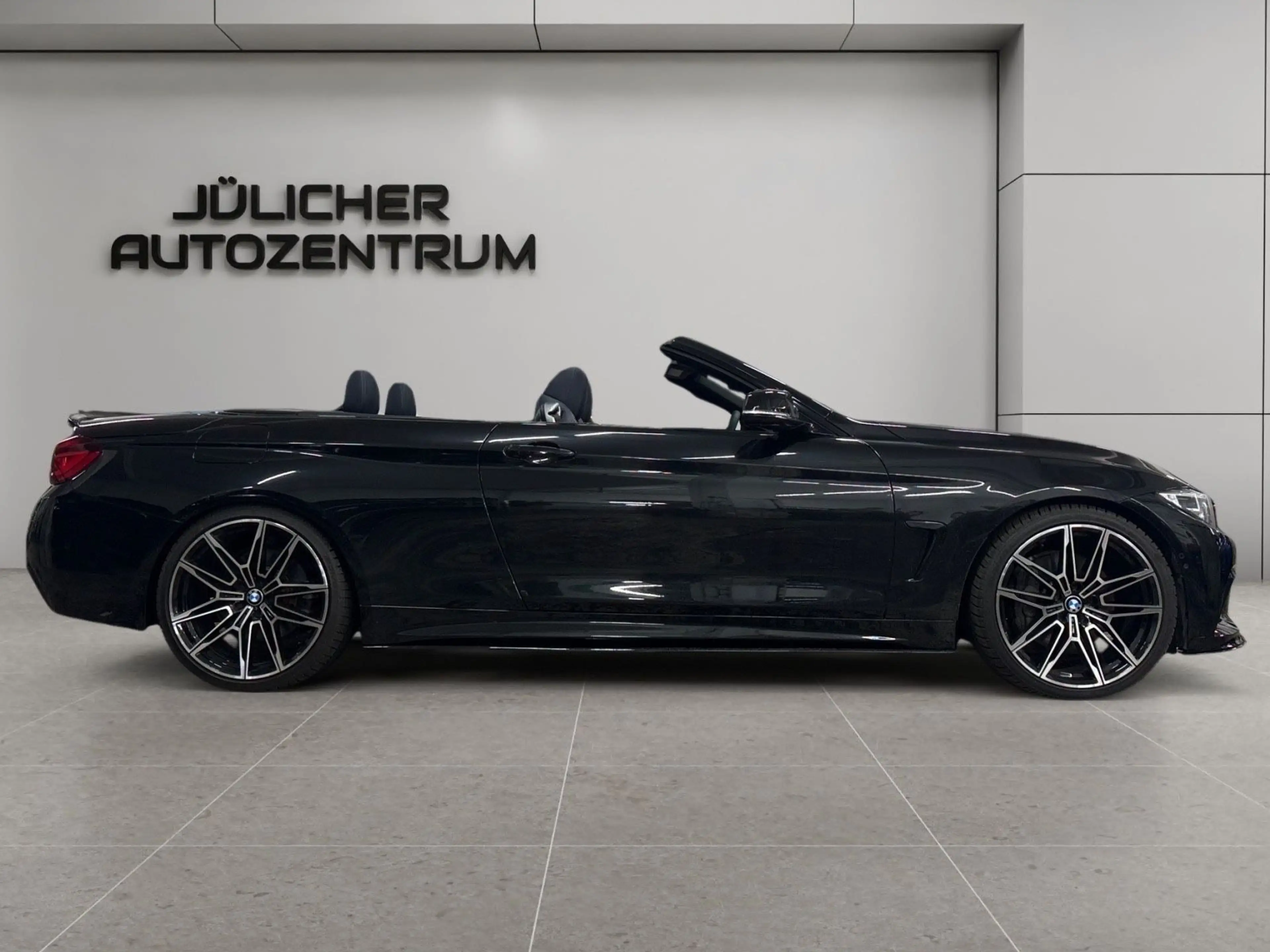 BMW 440 i Cabrio M Sport A, Insp. + Tüv/Au Neu — photo 2