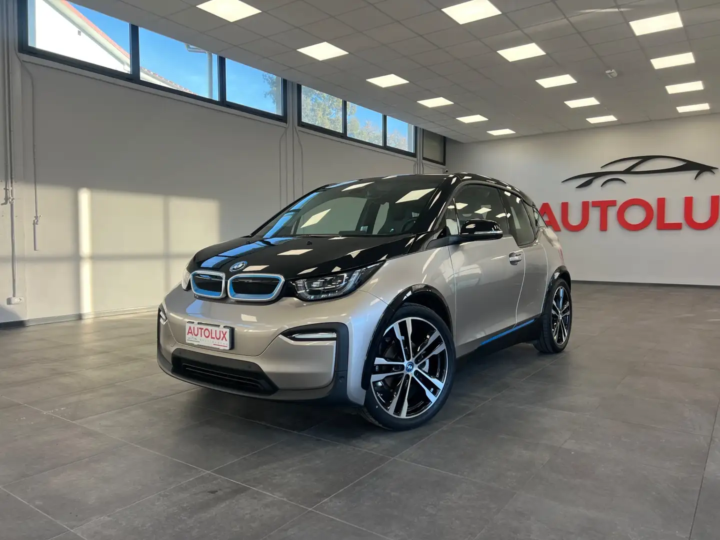 BMW i3 i3 120 Ah Advantage Срібний - 1
