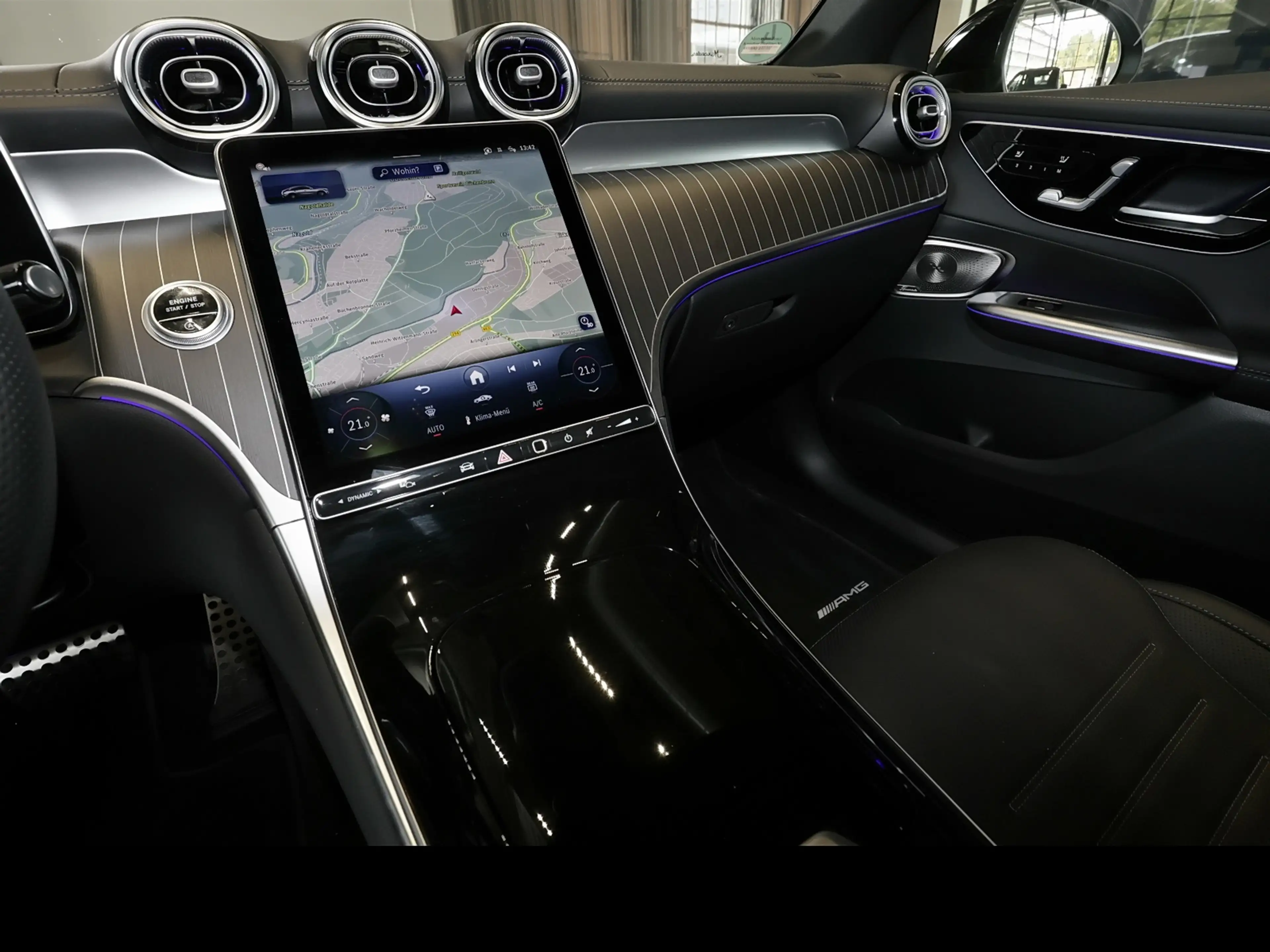 Mercedes-Benz GLC 300 d 4M Coupé AMG MBUX+360°+DI-LED+Pano+AHK — photo 9