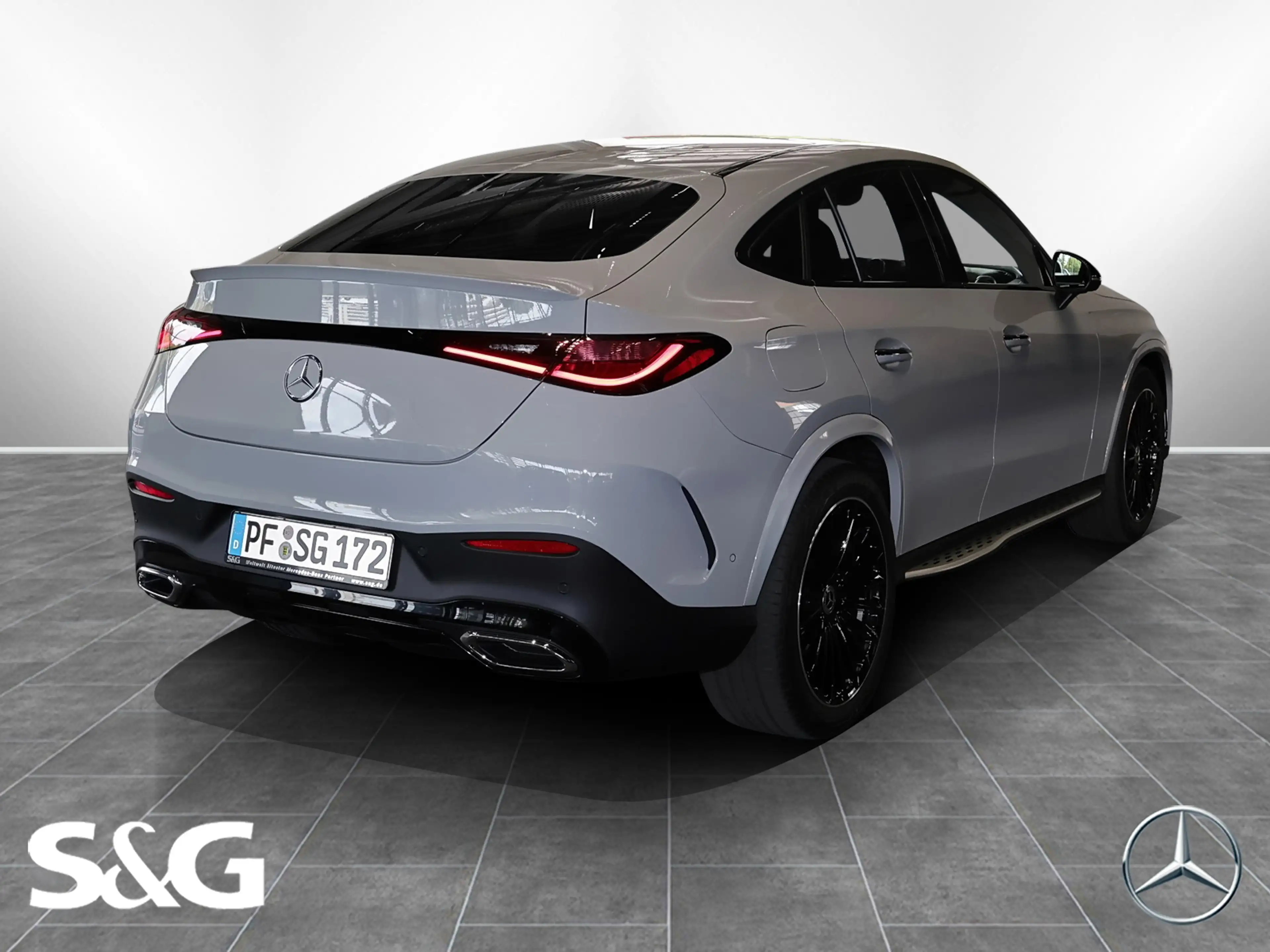 Mercedes-Benz GLC 300 d 4M Coupé AMG MBUX+360°+DI-LED+Pano+AHK — photo 2
